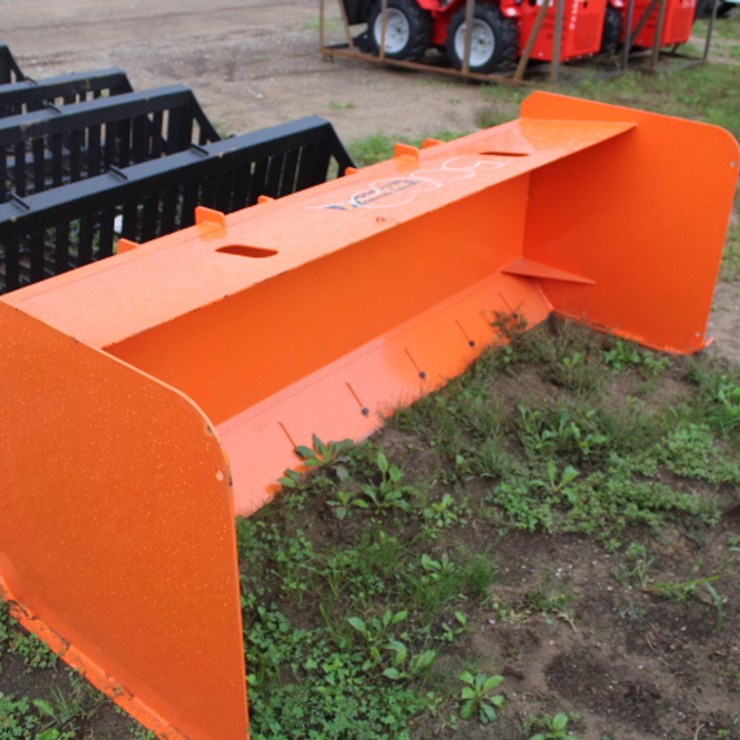 #5002 • 84'' skid steer snow blade