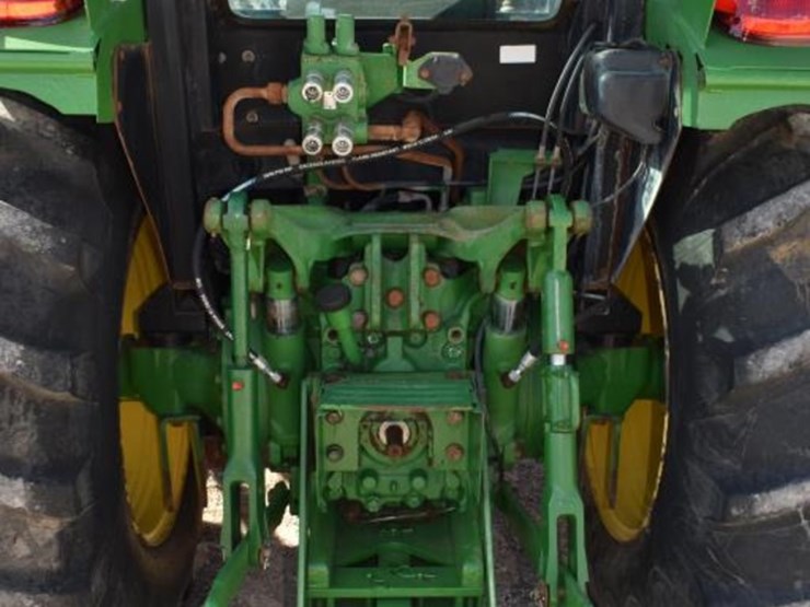 john-deere-5085m-image-8