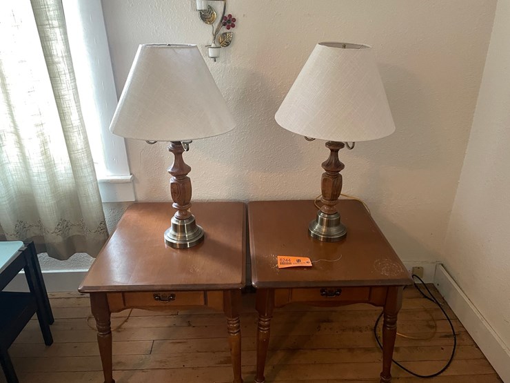 #6244-•-(2)-end-tables-and-lamps-image-2