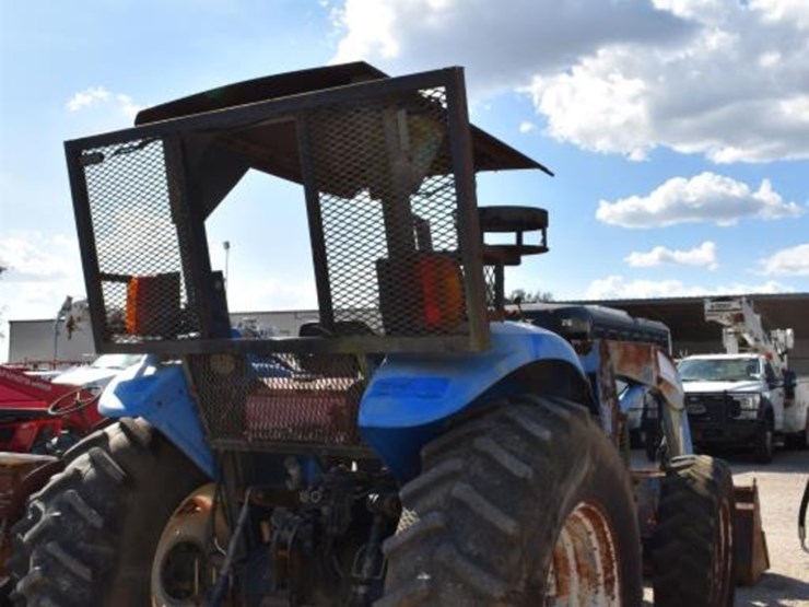 new-holland-tb100-image-7
