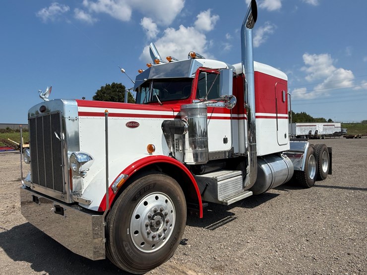 1984-peterbilt-359-image-1