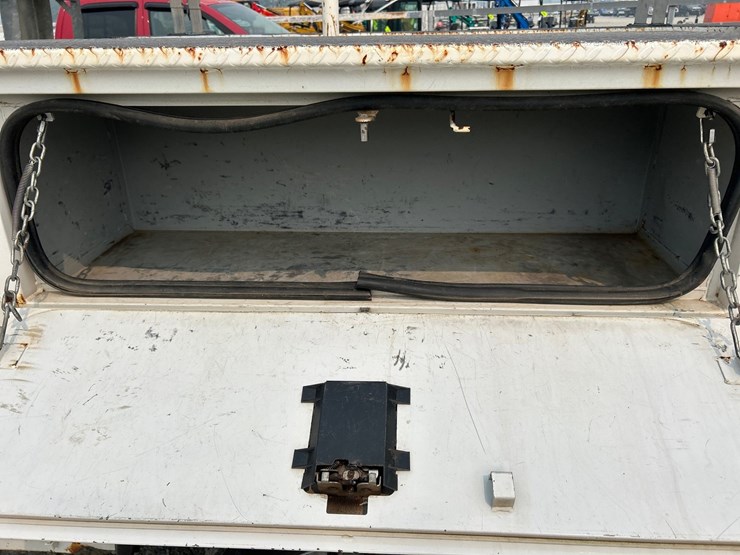 2019-ford-f550-image-24