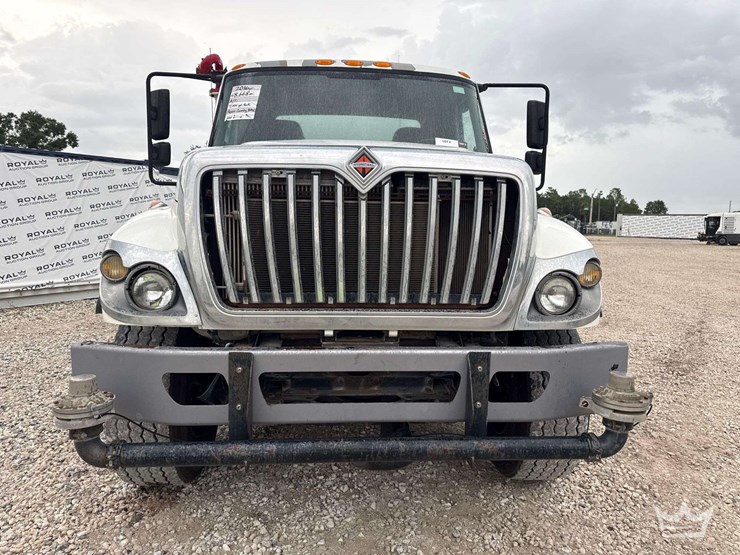 2016-international-workstar-7400-image-71