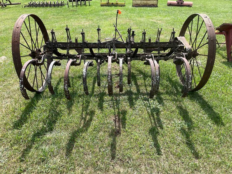 #1646-•-antique-horse-drawn-field-cultivator-image-5