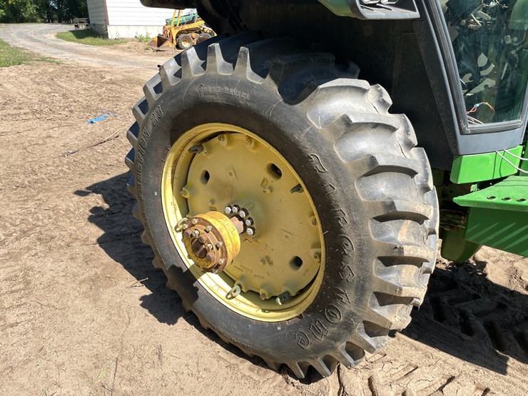 john-deere-4050-image-9