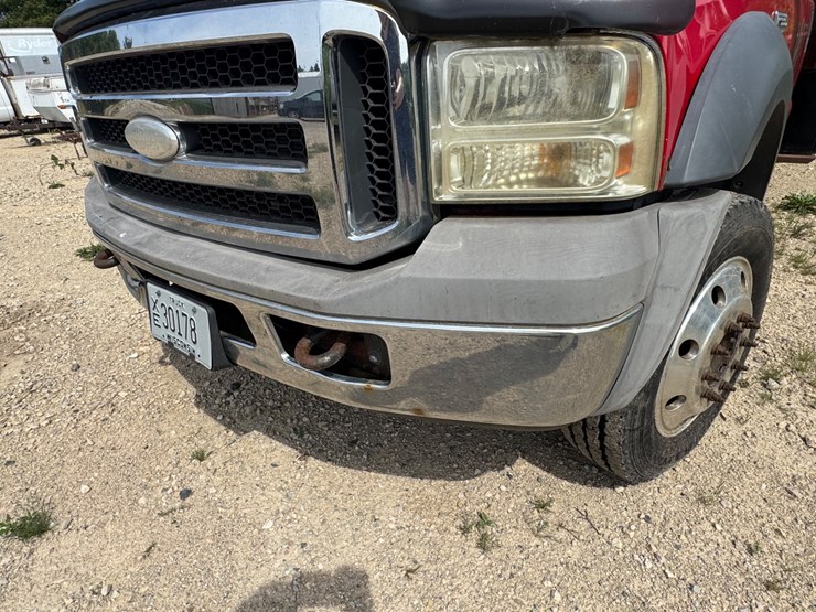 2005-ford-f350-image-11