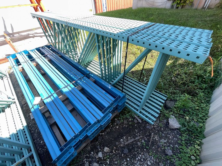 #9007-•-tear-drop-pallet-racking-(shed)-image-1
