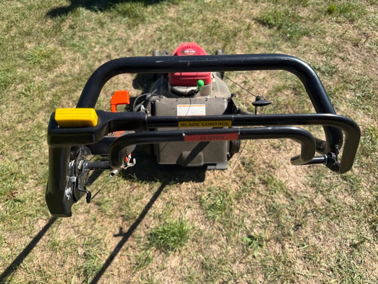 honda-lawn-mower-image-5