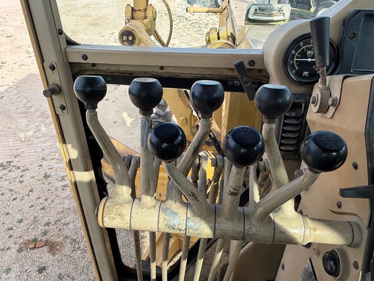 1999-caterpillar-163h-vhp-image-39