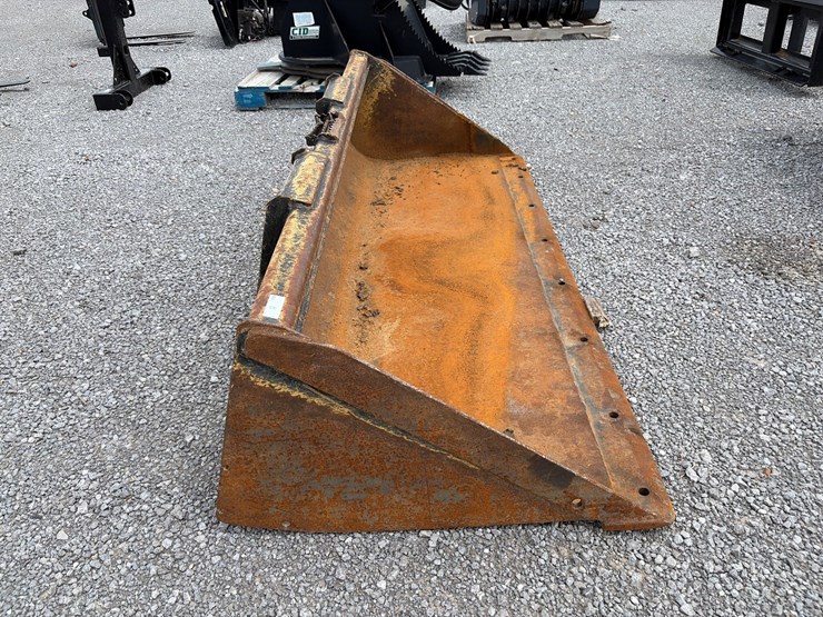 #414-•-84"-john-deere-smooth-bucket-image-3