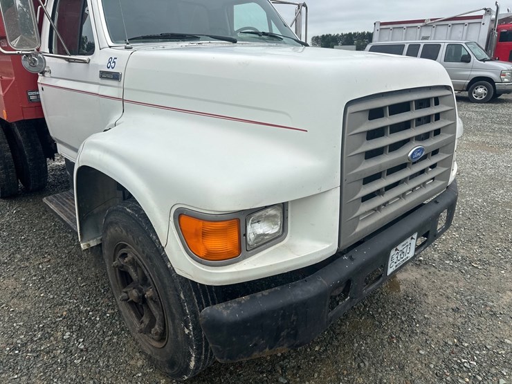 #61462-•-1995-ford-f-series-single-axle-dump-truck-image-9