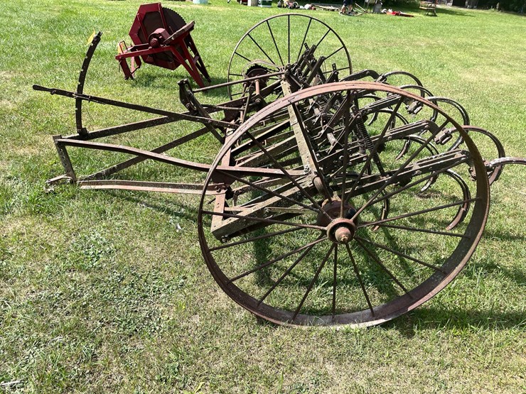 #1646-•-antique-horse-drawn-field-cultivator-image-7