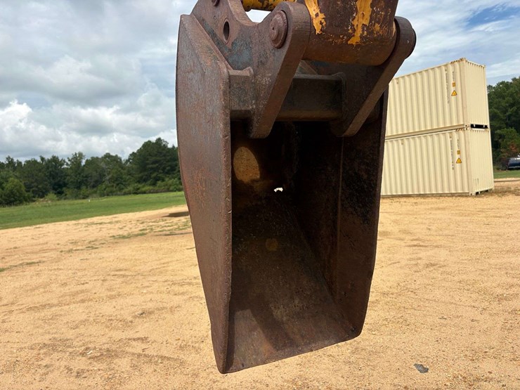 new-holland-555e-image-33