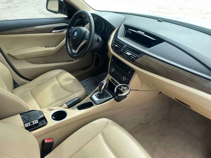 2014-bmw-x1-4-door-mpv-(177,538-miles)-image-18