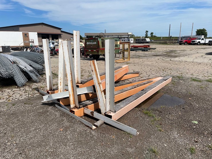 #10608-•-(6)-pallet-rack-posts-image-5
