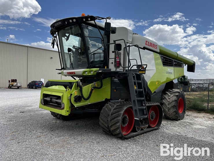 2022-claas-lexion-7500tt-image-1
