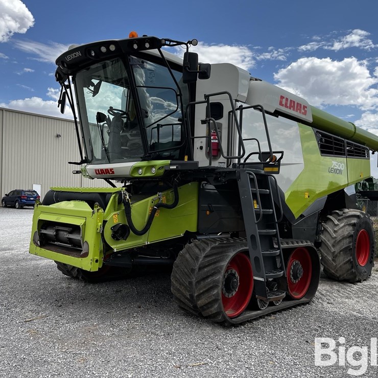 2022 CLAAS LEXION 7500TT