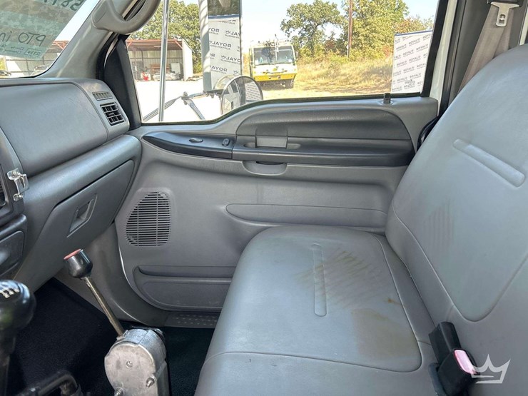 2008-ford-f750-image-21