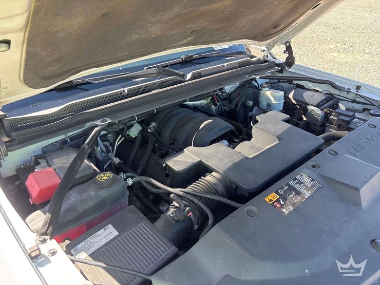 2016-chevrolet-tahoe-image-8