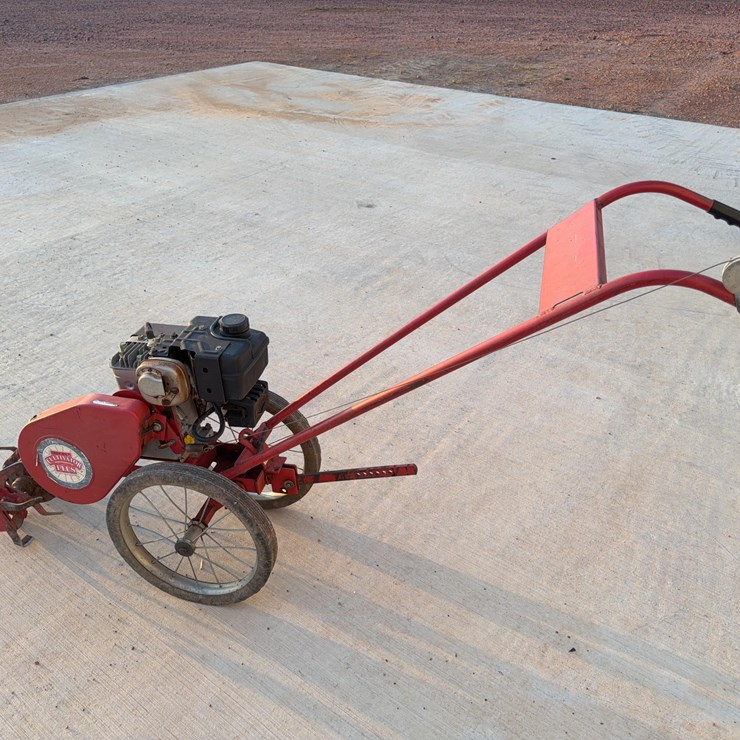 Troy-Bilt Cultivator Plus