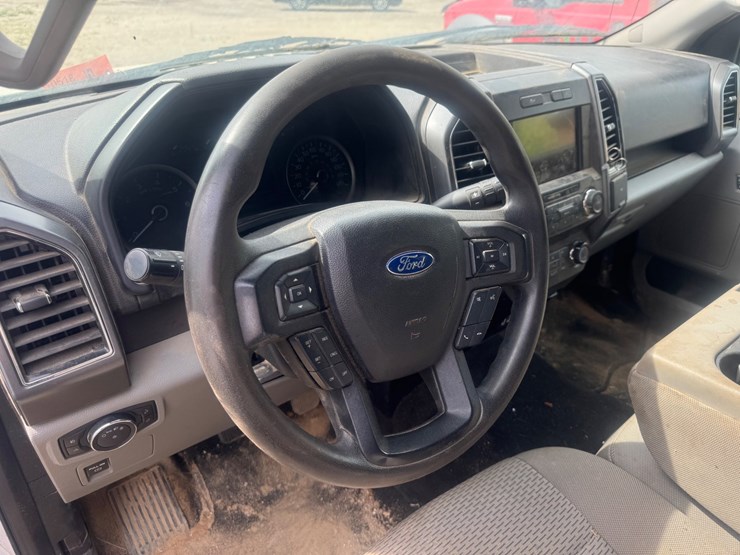 2019-ford-f150-xlt-image-42