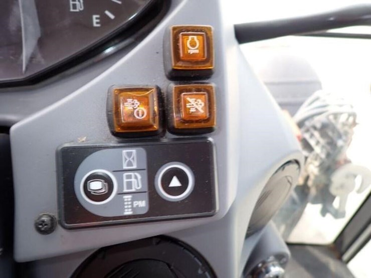 2021-kubota-m4-071-image-14