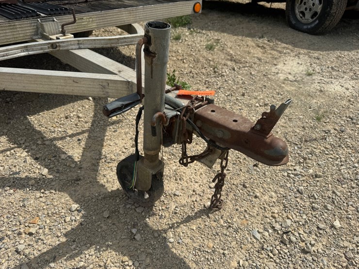 #10515-•-triton-xt-snowmobile-trailer-(located-in-rosendale-wi)-image-18
