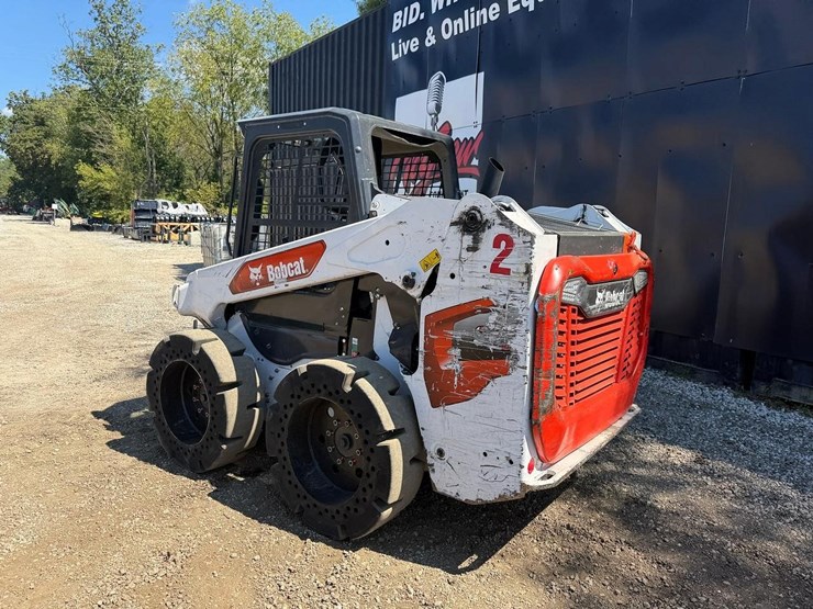 2021-bobcat-s62-image-2