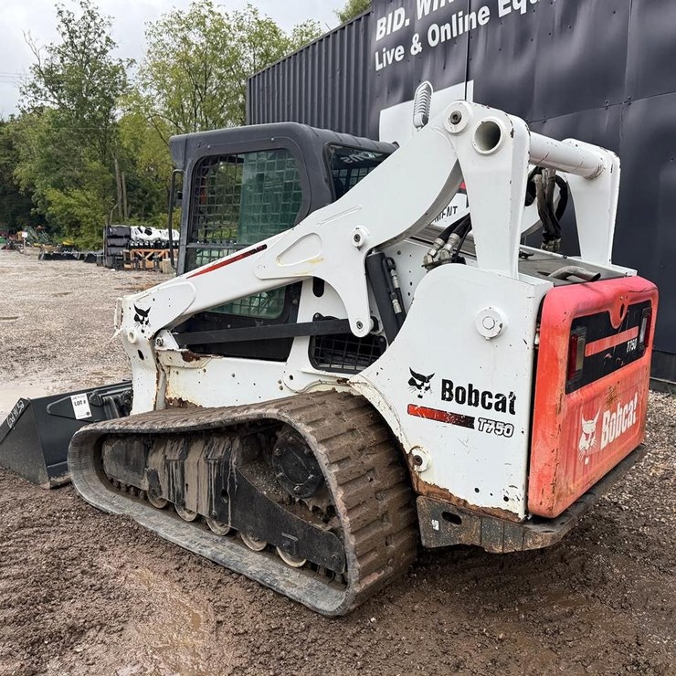 2012 BOBCAT T750