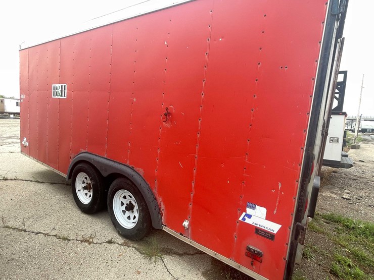 #10496-•-pace-enclosed-trailer-(has-wi-title)-image-8