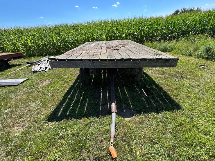 #5722-•-wooden-flat-rack-on-running-gear-image-2