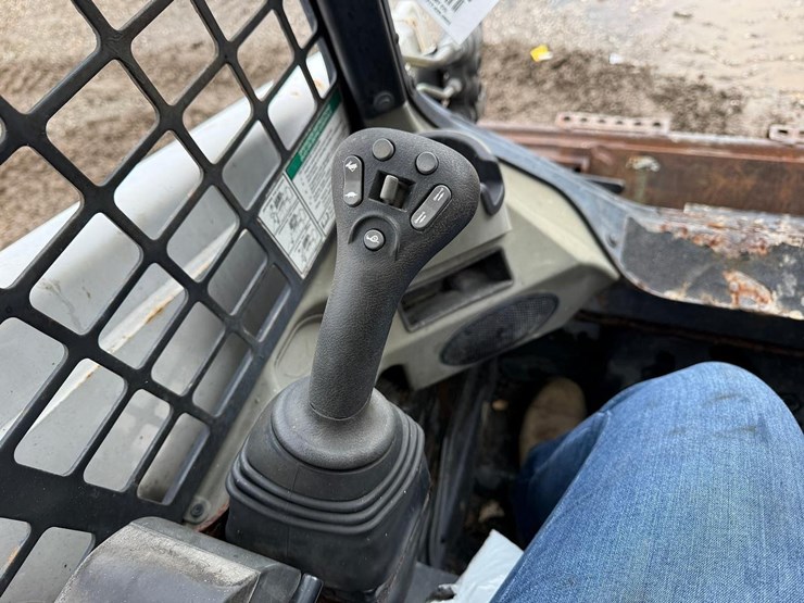 bobcat-s450-image-23
