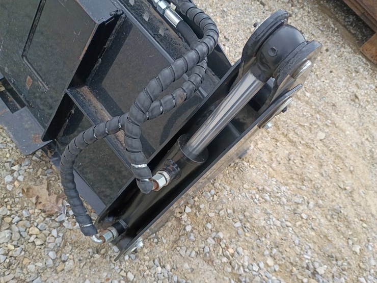 #26209-•-giyi-4-in-1-bucket-skid-steer-attachment-image-10