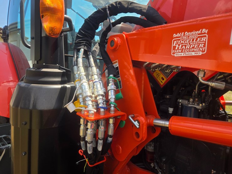 kubota-m6-111-image-92