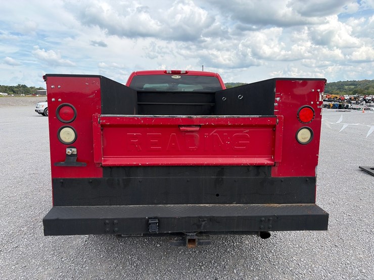 #244-•-2013-chevrolet-silverado-service-truck-image-7