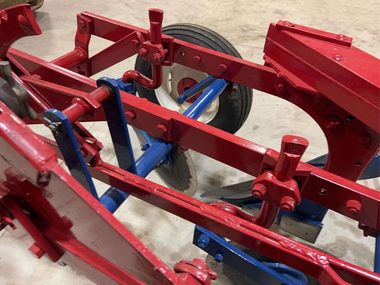 case-ih-60-image-40