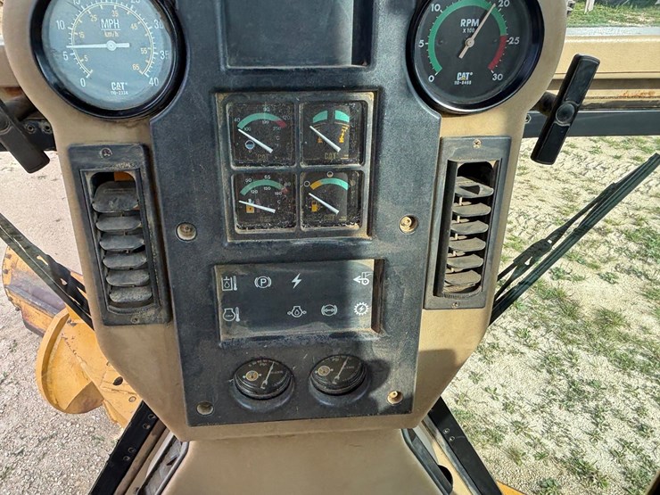 1999-caterpillar-163h-vhp-image-44