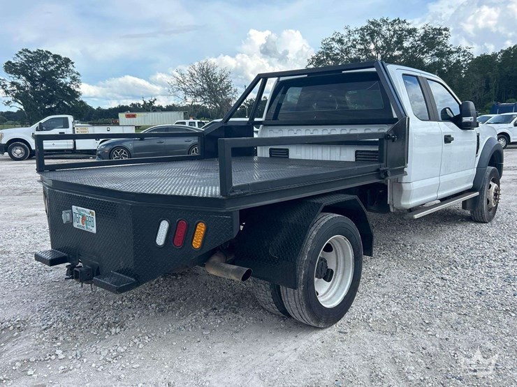 2017-ford-f550-image-3