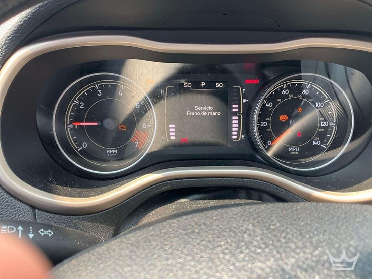 2015-jeep-cherokee-image-13