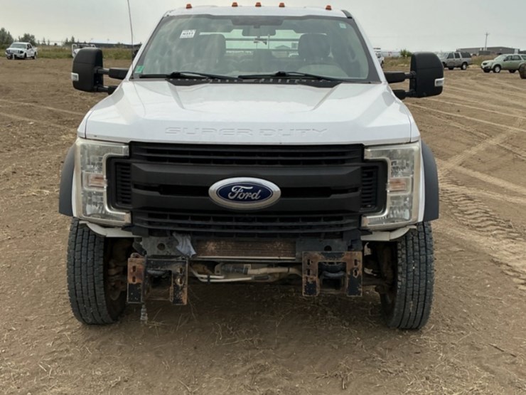 2017-ford-f450-image-2