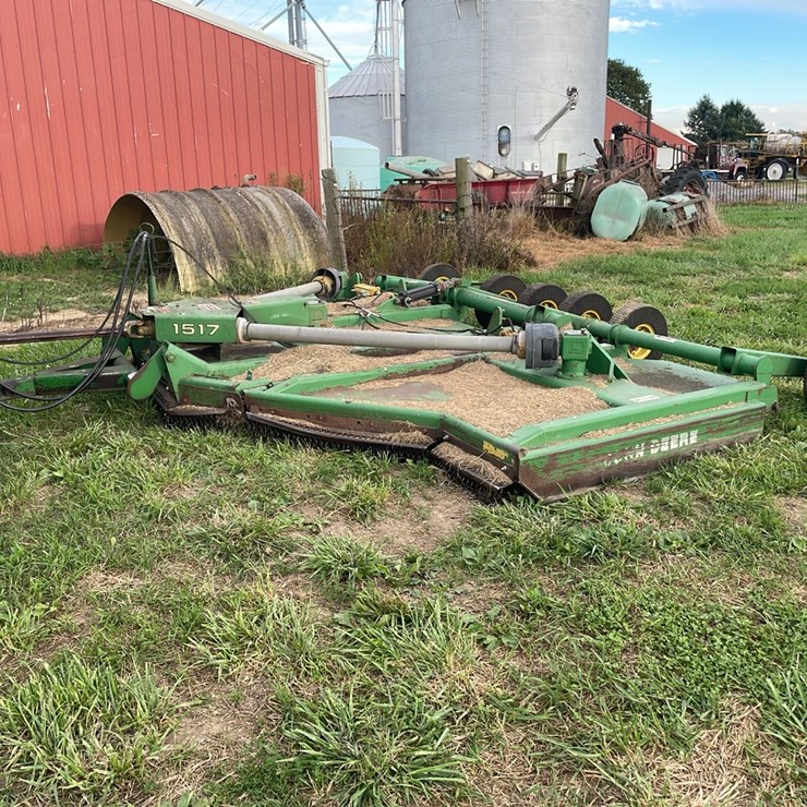 JOHN DEERE 1517