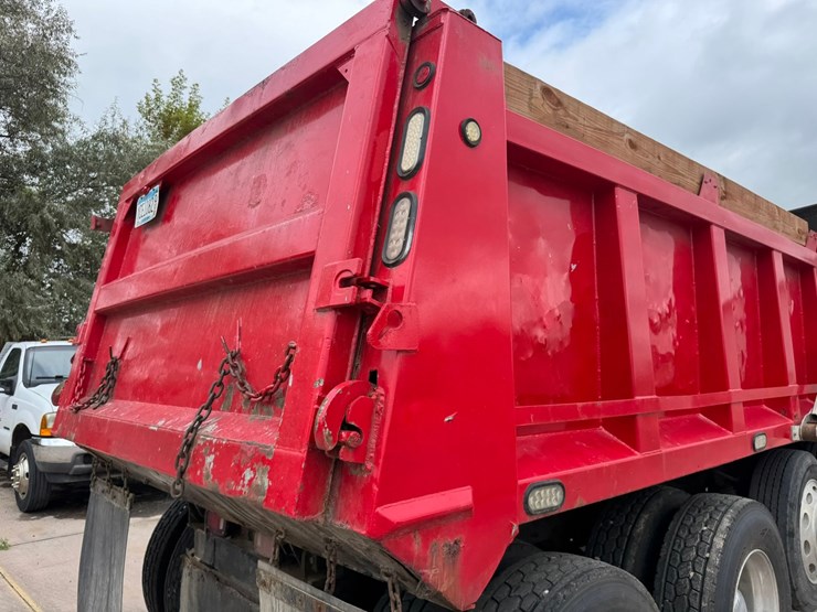 1995-mack-rd688s-image-22