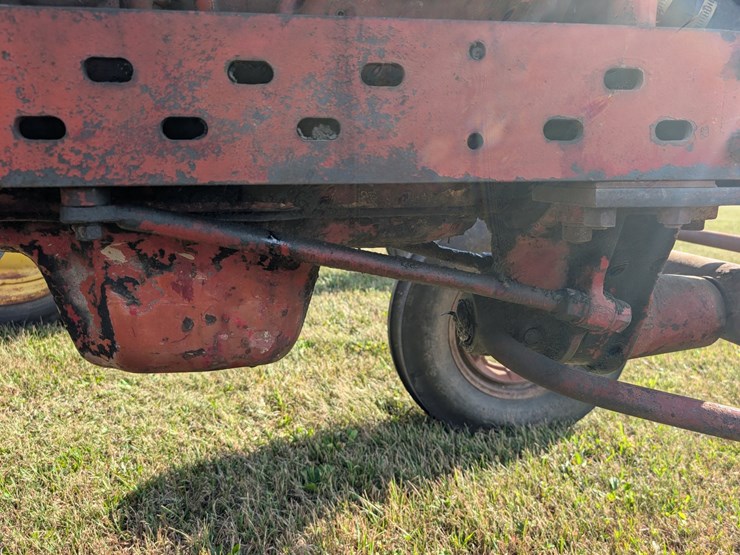 #119-•-farmall-md-image-30