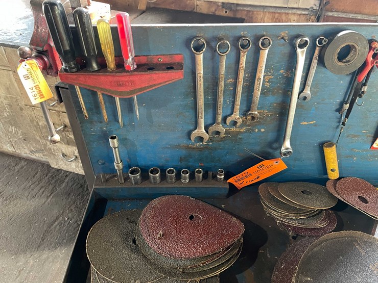 #1679-•-work-bench-on-wheels-image-20