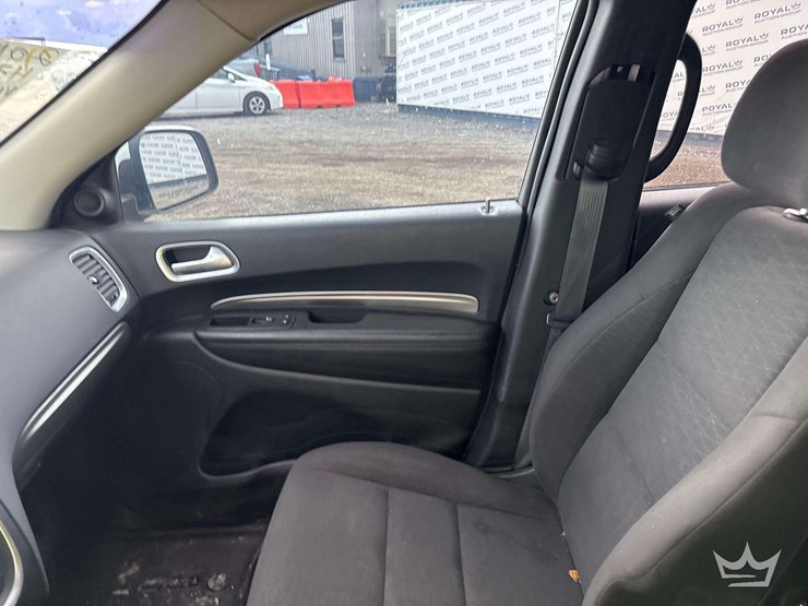 2019-dodge-durango-image-14