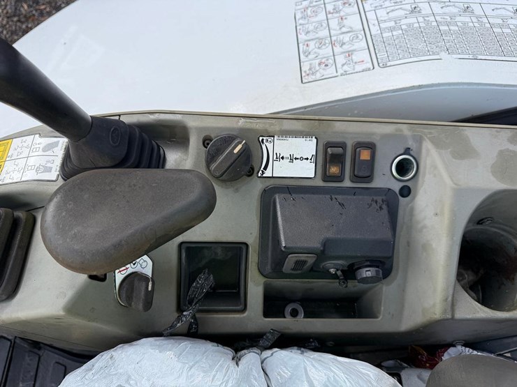 2020-bobcat-e42-image-24