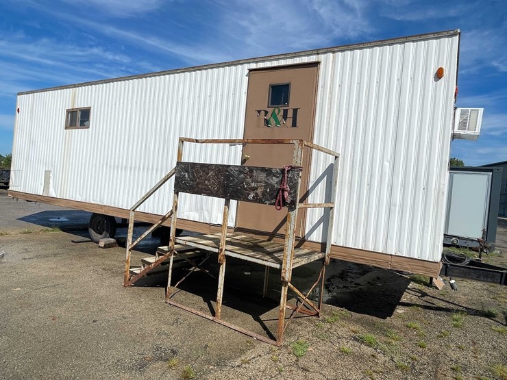 #10528-•-jobsite-trailer-image-2