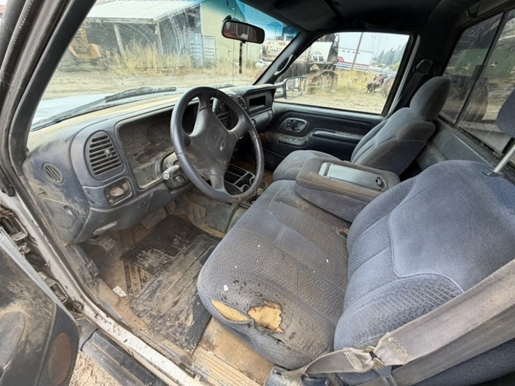 1997-chevrolet-3500-image-21