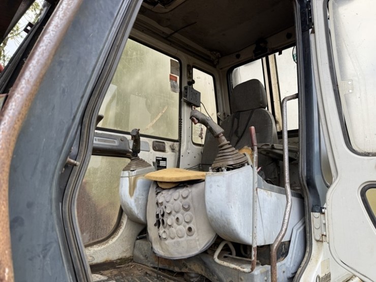 link-belt-3400-quantum-shovel-log-loader-image-18