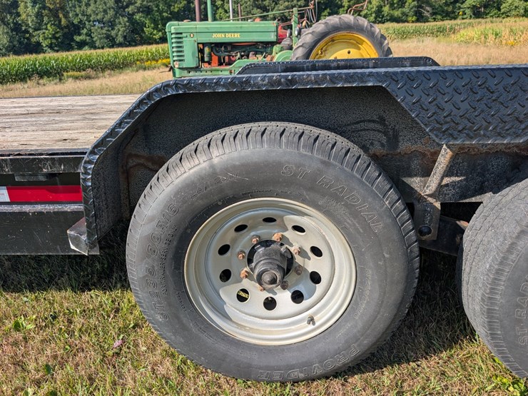 #121-•-2015-horse-creek-15-ton-trailer-(has-wi-title)-image-11